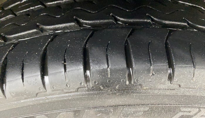 2018 Honda City 1.5L I-VTEC ZX CVT, CNG, Automatic, 1,11,155 km, Right Front Tyre Tread