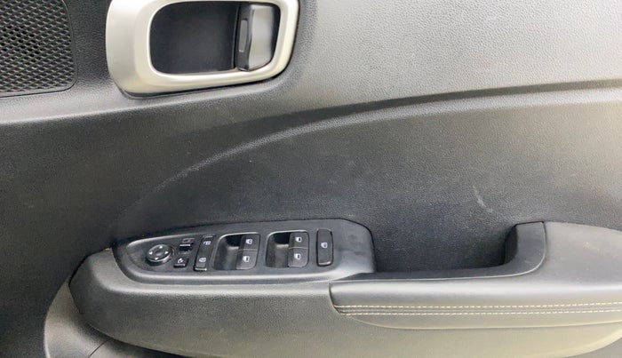 2019 Hyundai VENUE SX 1.0 (O) TURBO, Petrol, Manual, 50,872 km, Driver Side Door Panels Control