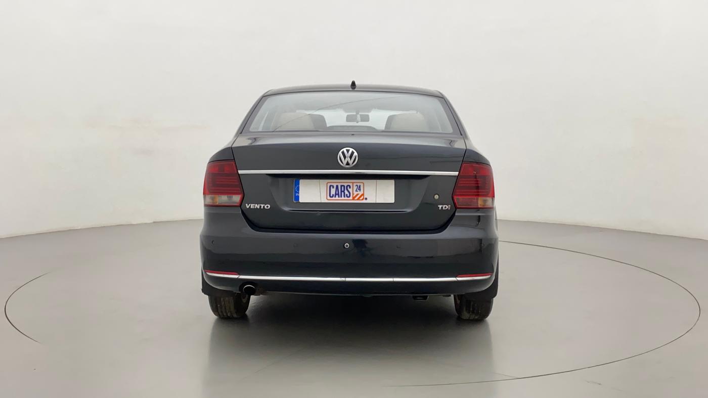 2015 Volkswagen Vento HIGHLINE TDI AT, Diesel, Automatic, 75,377 km, Back/Rear