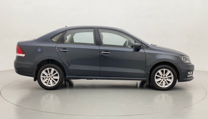 2015 Volkswagen Vento HIGHLINE TDI AT, Diesel, Automatic, 75,377 km, Right Side View