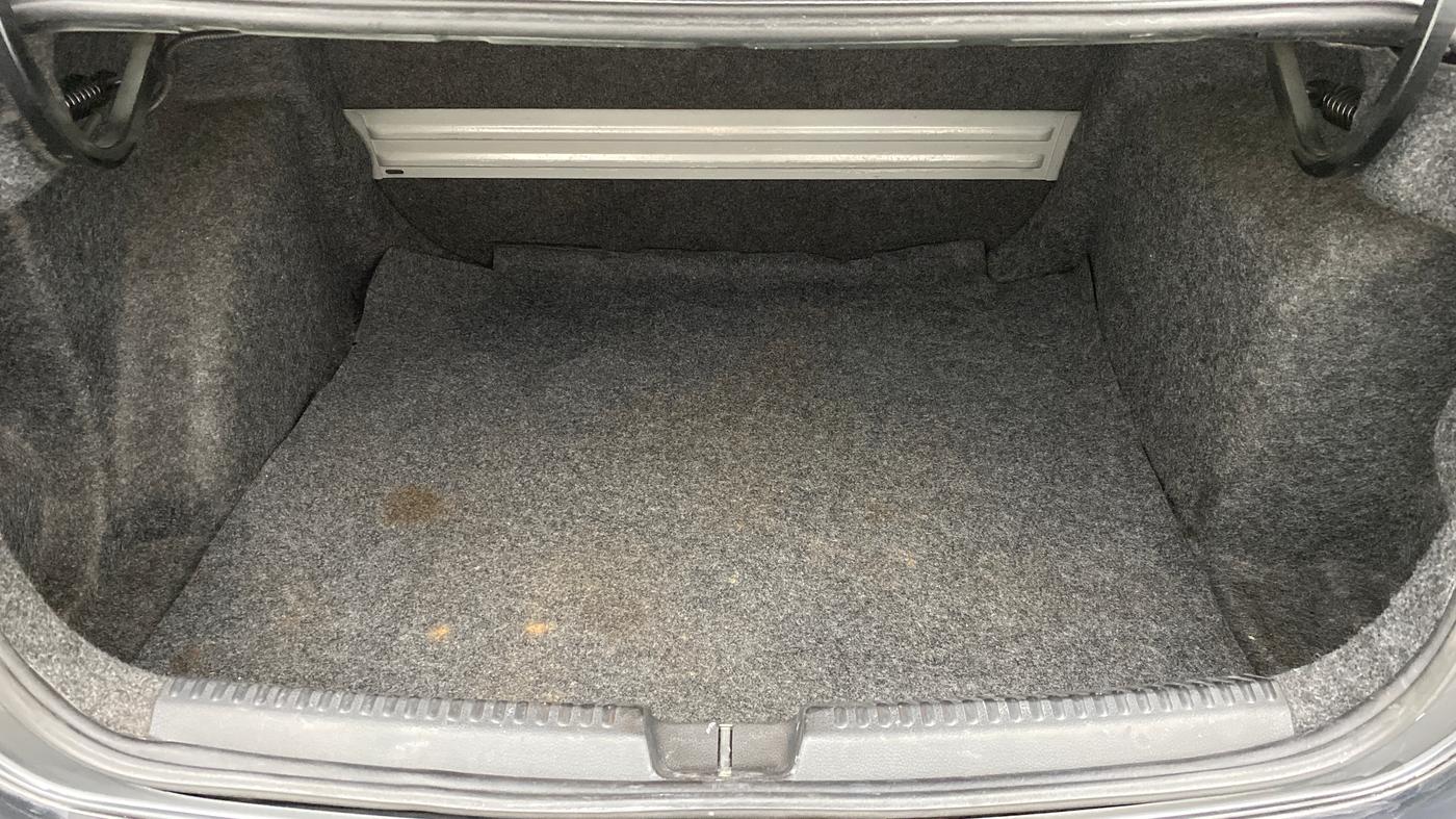 2015 Volkswagen Vento HIGHLINE TDI AT, Diesel, Automatic, 75,377 km, Boot Inside
