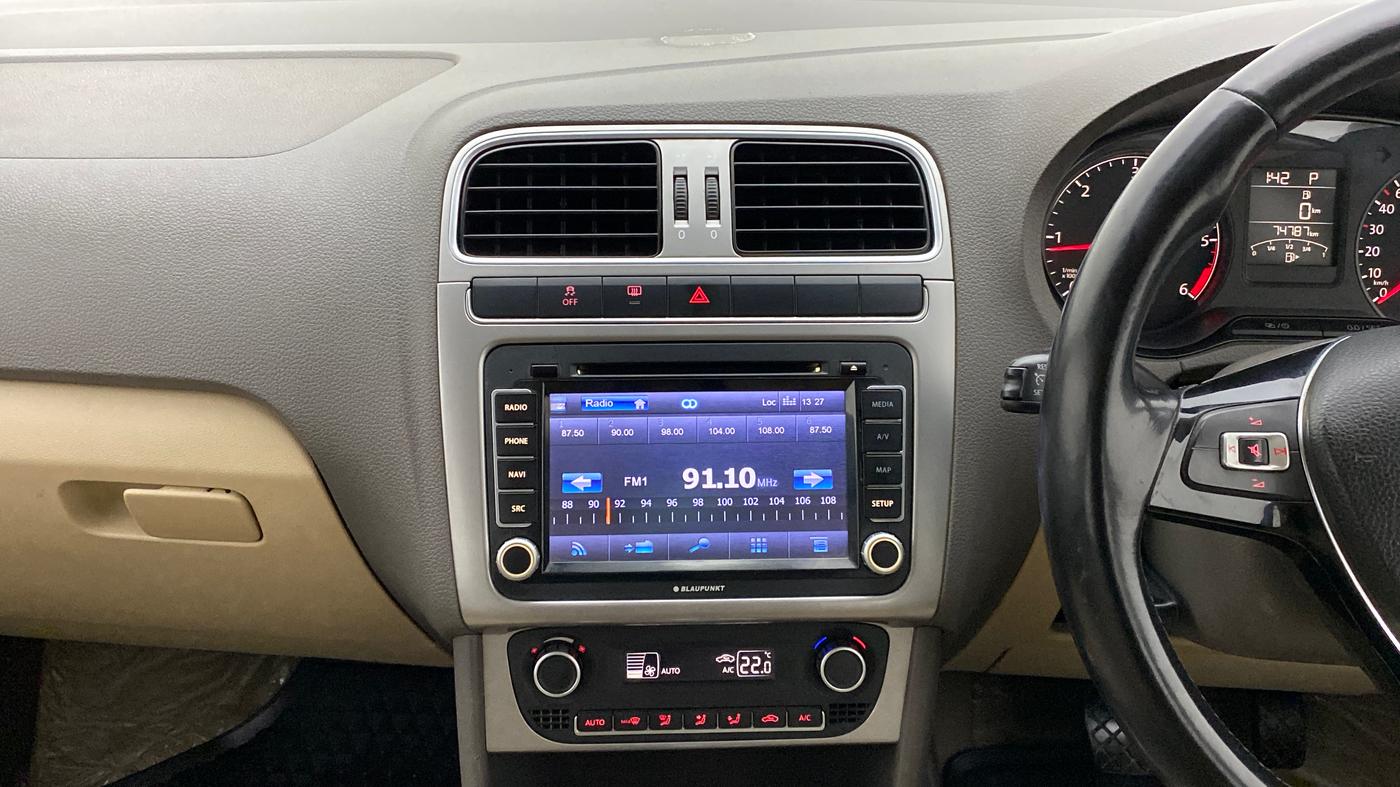 2015 Volkswagen Vento HIGHLINE TDI AT, Diesel, Automatic, 75,377 km, Air Conditioner