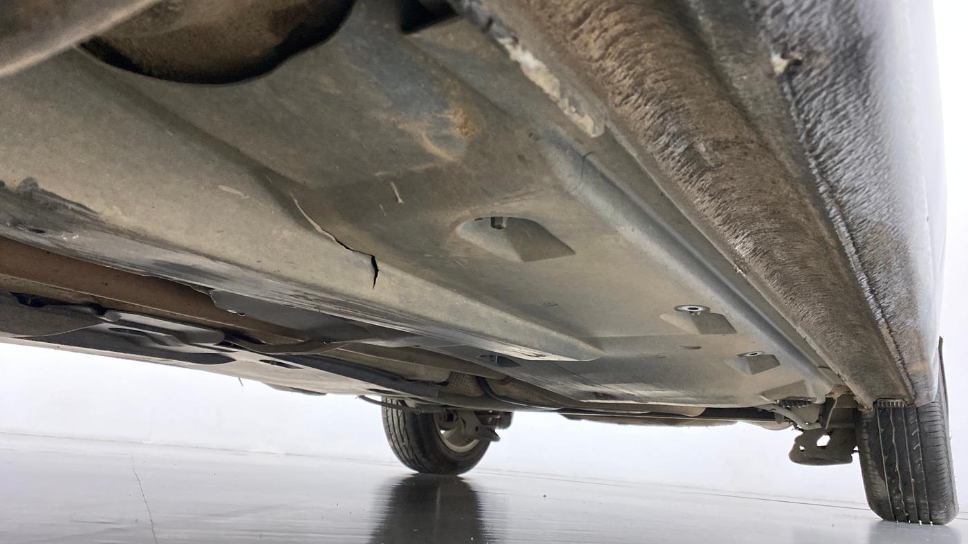 2015 Volkswagen Vento HIGHLINE TDI AT, Diesel, Automatic, 75,377 km, Right Side Underbody