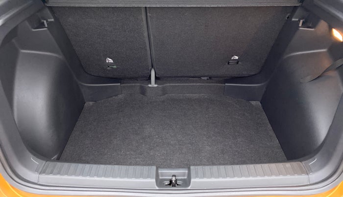 2021 Skoda KUSHAQ AMBITION 1.0 TSI AT, Petrol, Automatic, 4,410 km, Boot Inside