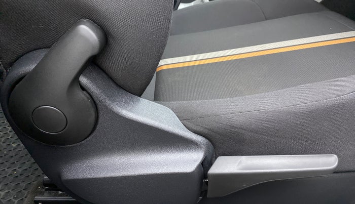 2021 Skoda KUSHAQ AMBITION 1.0 TSI AT, Petrol, Automatic, 4,410 km, Driver Side Adjustment Panel