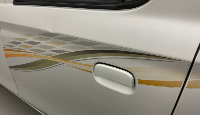 2016 Maruti Alto 800 LXI, Petrol, Manual, 72,784 km, Rear left door - Graphic sticker