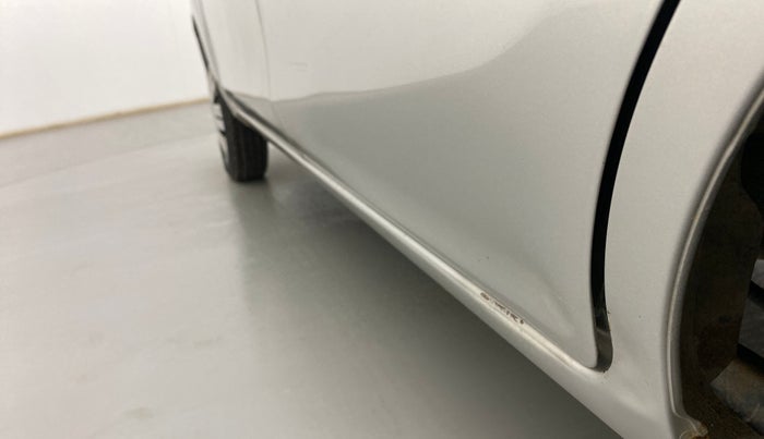 2016 Maruti Alto 800 LXI, Petrol, Manual, 72,784 km, Rear left door - Slightly dented