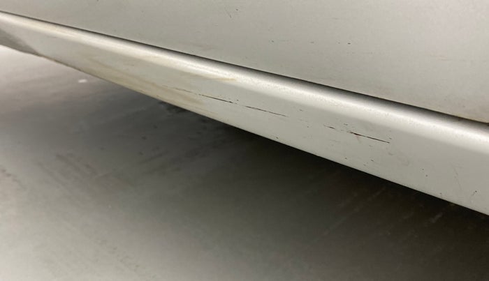 2016 Maruti Alto 800 LXI, Petrol, Manual, 72,784 km, Left running board - Minor scratches