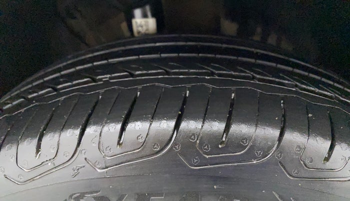 2022 Skoda SLAVIA AMBITION 1.0L TSI AT, Petrol, Automatic, 14,406 km, Right Front Tyre Tread