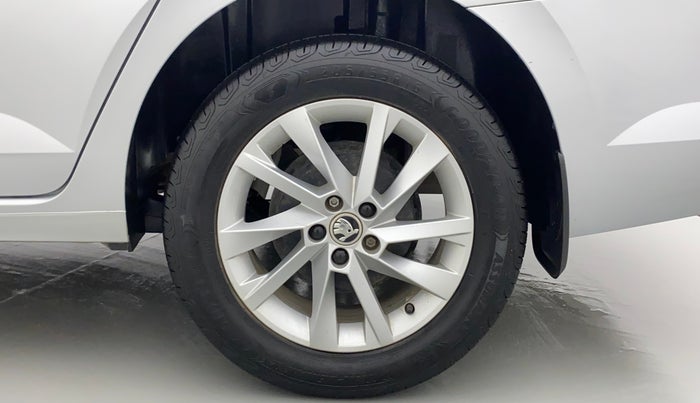 2022 Skoda SLAVIA AMBITION 1.0L TSI AT, Petrol, Automatic, 14,406 km, Left Rear Wheel