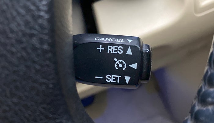 2016 Toyota Camry HYBRID, Hybrid, Automatic, 80,076 km, Adaptive Cruise Control