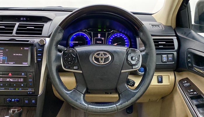 2016 Toyota Camry HYBRID, Hybrid, Automatic, 80,076 km, Steering Wheel Close Up