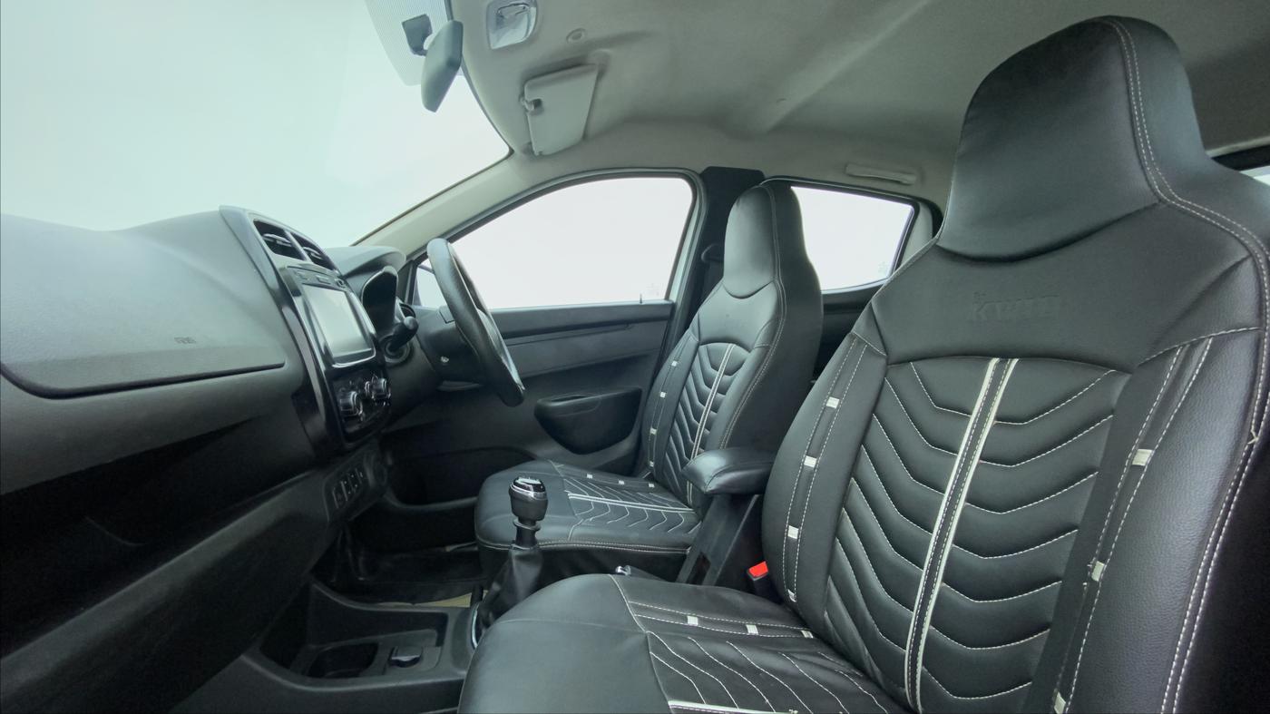2018 Renault Kwid 1.0 RXT Opt, Petrol, Manual, 31,610 km, Right Side Front Door Cabin