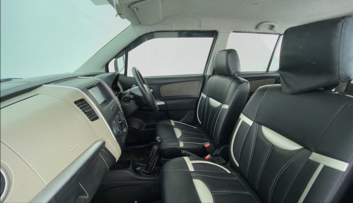 2014 Maruti Wagon R 1.0 LXI CNG, CNG, Manual, 58,861 km, Right Side Front Door Cabin
