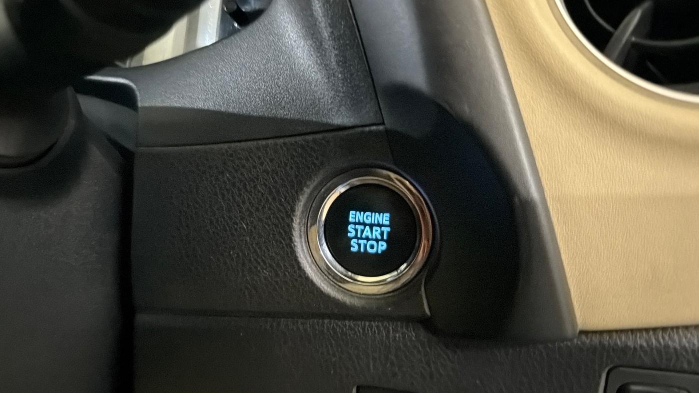 2018 Toyota Corolla Altis GL PETROL, Petrol, Manual, 78,594 km, Keyless Start/ Stop Button