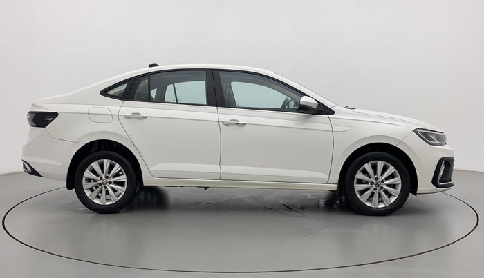 2022 Volkswagen VIRTUS HIGHLINE TSI 1.0 AT, Petrol, Automatic, 19,041 km, Right Side View
