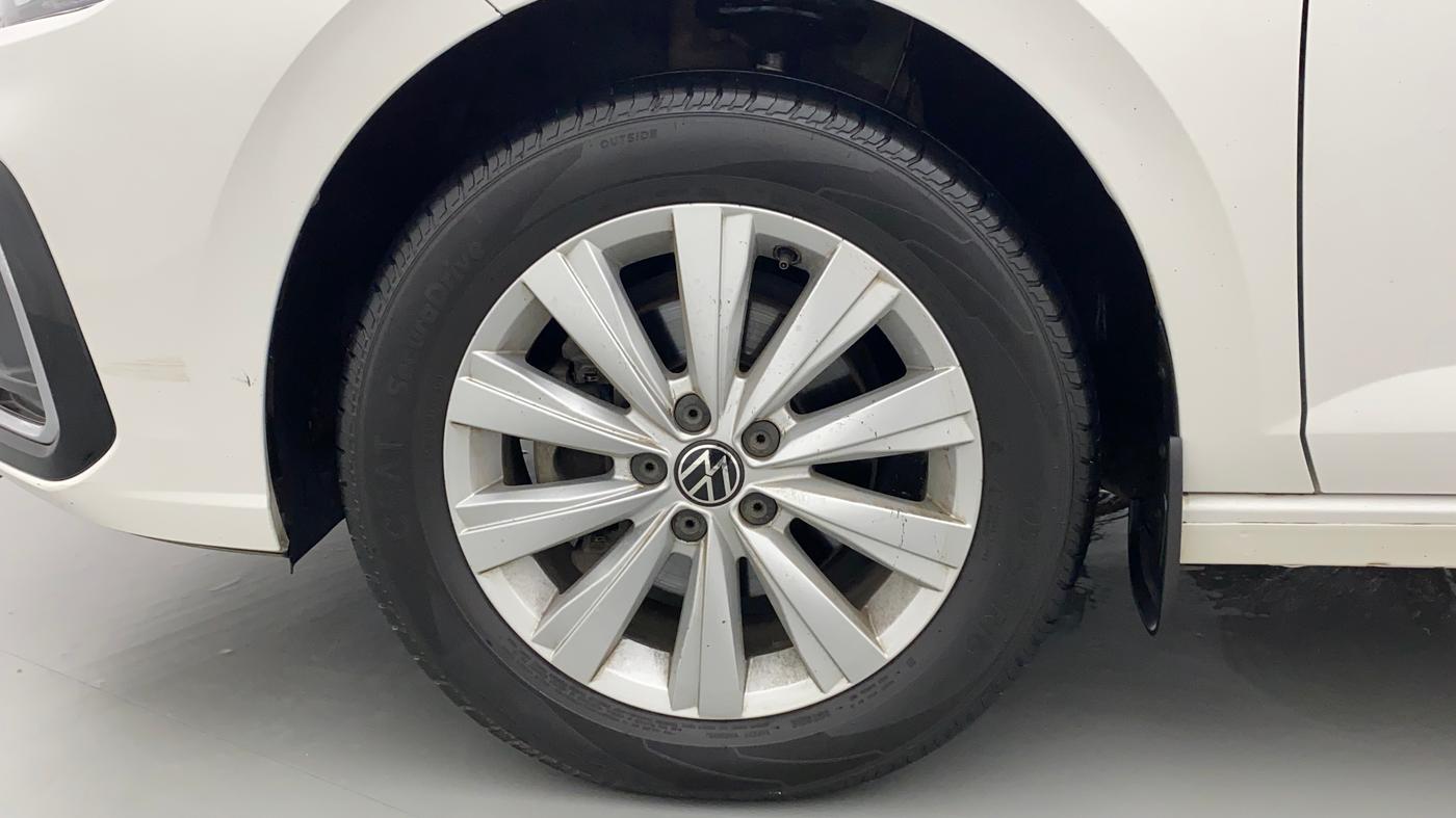 2022 Volkswagen VIRTUS HIGHLINE TSI 1.0 AT, Petrol, Automatic, 19,041 km, Left Front Wheel