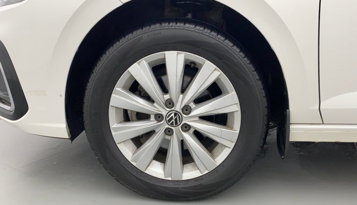 2022 Volkswagen VIRTUS HIGHLINE TSI 1.0 AT, Petrol, Automatic, 19,041 km, Left Front Wheel