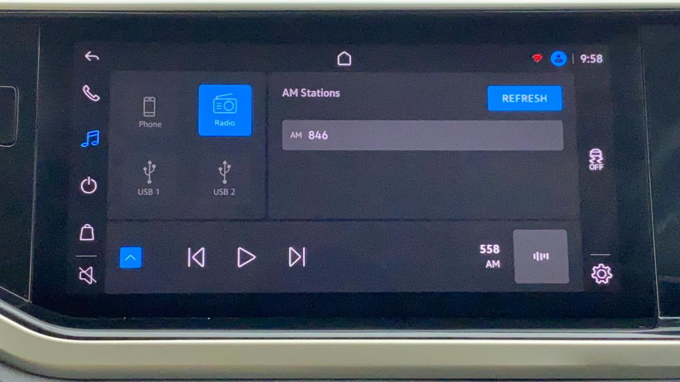 2022 Volkswagen VIRTUS HIGHLINE TSI 1.0 AT, Petrol, Automatic, 19,041 km, Infotainment System