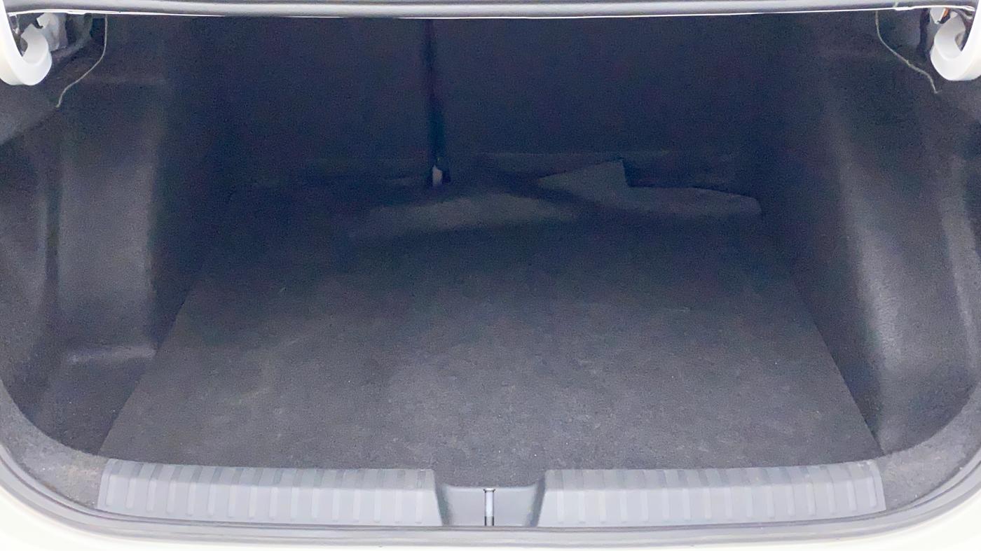 2022 Volkswagen VIRTUS HIGHLINE TSI 1.0 AT, Petrol, Automatic, 19,041 km, Boot Inside