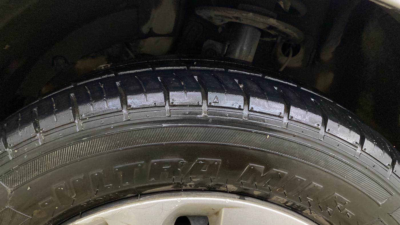 2017 Maruti Baleno DELTA CVT PETROL 1.2, Petrol, Automatic, 59,985 km, Left Front Tyre Tread