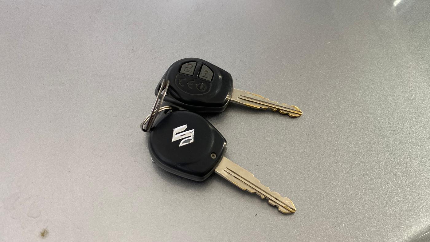 2017 Maruti Baleno DELTA CVT PETROL 1.2, Petrol, Automatic, 59,985 km, Key Close Up