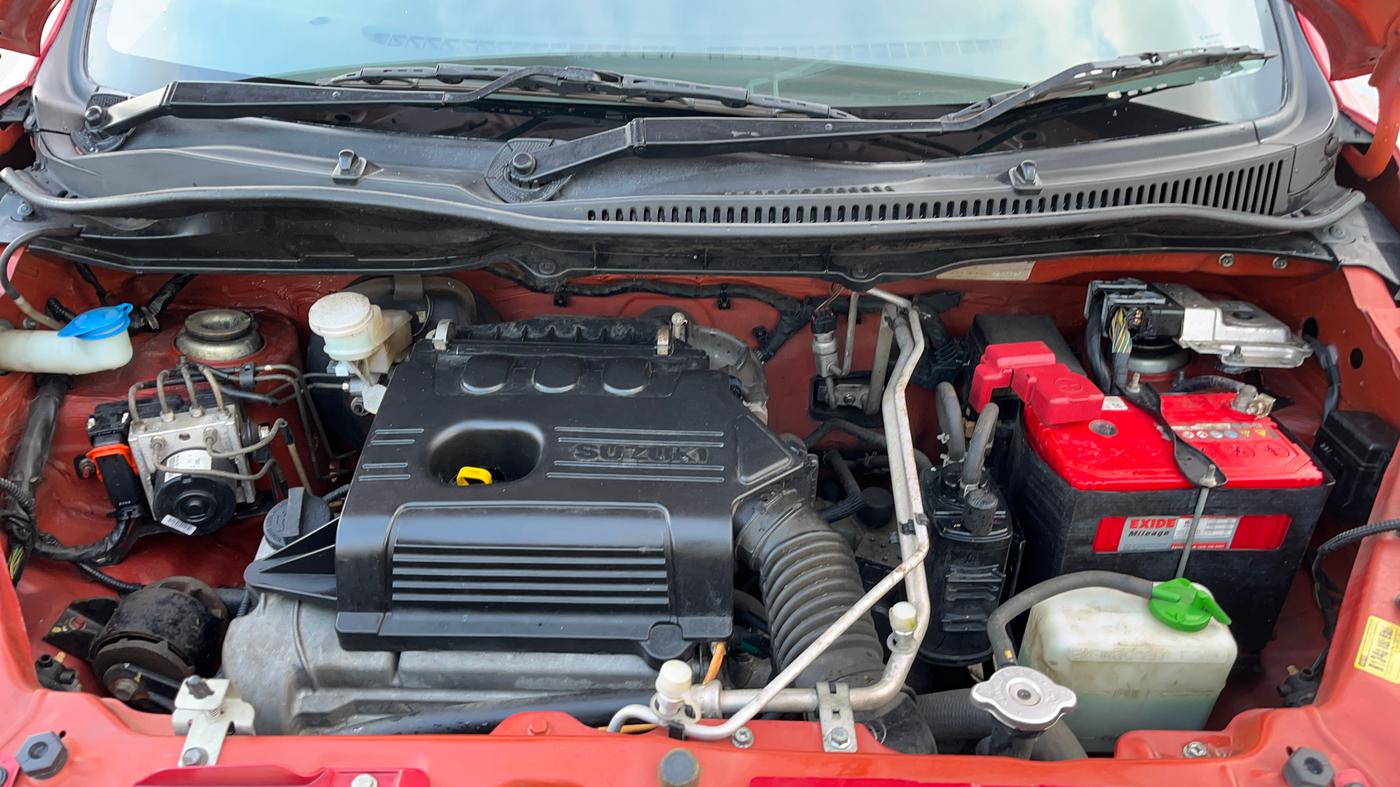 2017 Maruti Wagon R 1.0 VXI (O) AMT, Petrol, Automatic, 30,577 km, Engine View