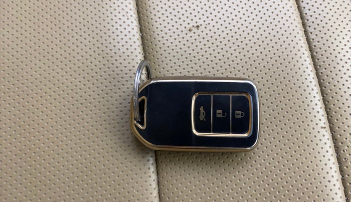 2018 Honda Amaze 1.5L I-DTEC V CVT, Diesel, Automatic, 56,556 km, Key Close Up