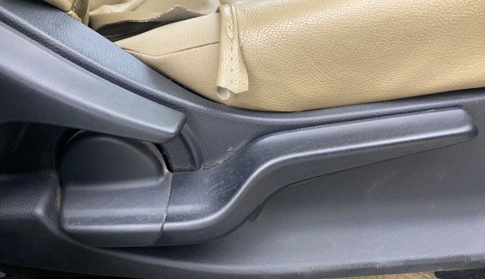 2018 Honda Amaze 1.5L I-DTEC V CVT, Diesel, Automatic, 56,556 km, Driver Side Adjustment Panel