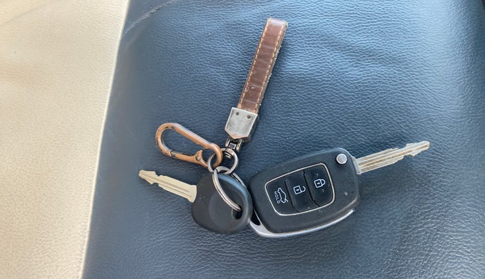 2023 Hyundai GRAND I10 NIOS SPORTZ 1.2 KAPPA VTVT, Petrol, Manual, 39,170 km, Key Close Up