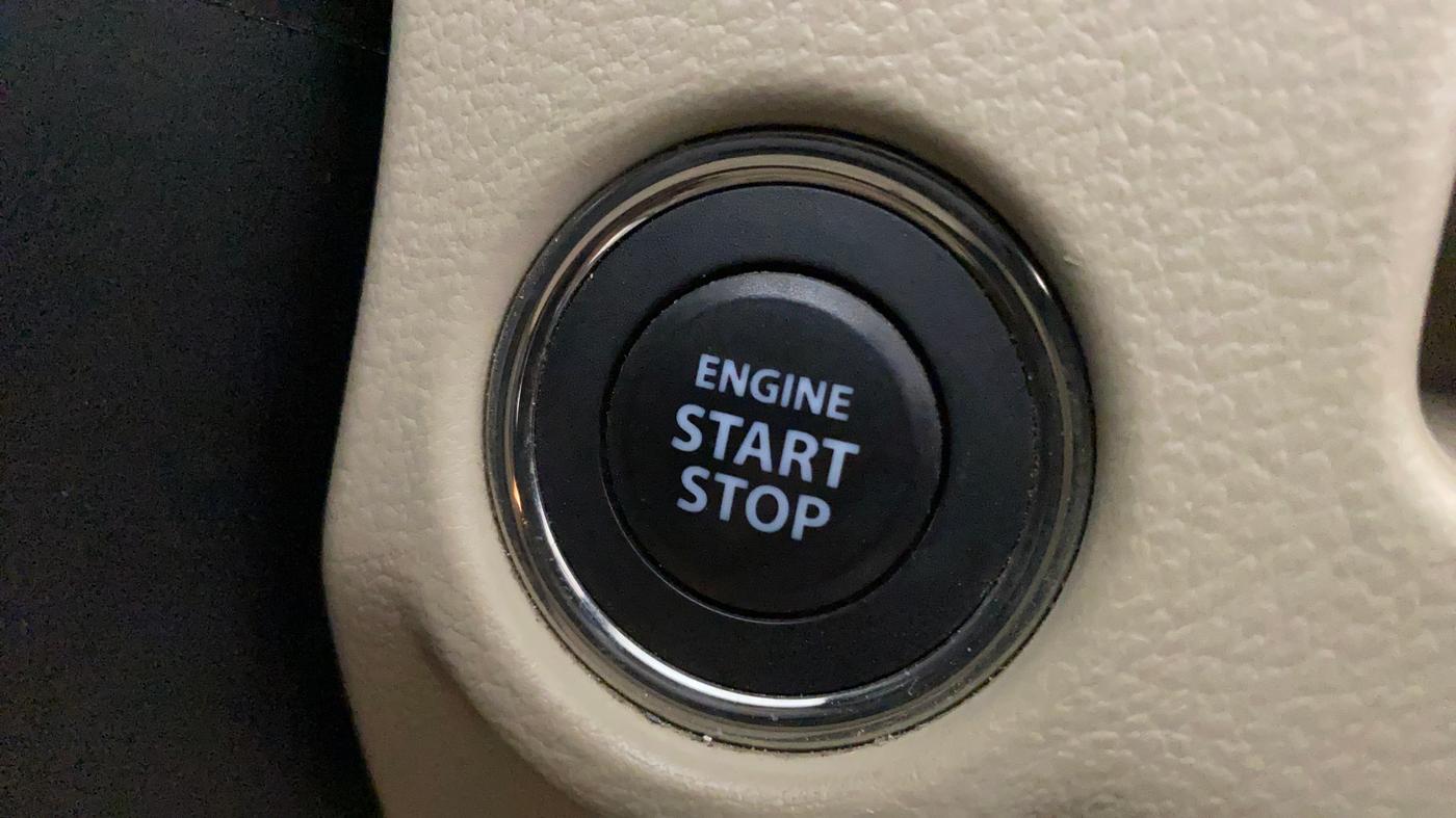 2016 Maruti Ciaz ZXI+ AT, Petrol, Automatic, 80,669 km, Keyless Start/ Stop Button