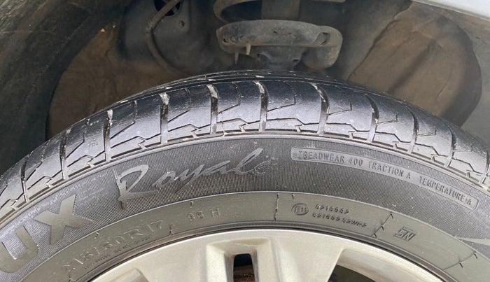 2023 KIA SELTOS HTX PETROL 1.5, Petrol, Manual, 42,332 km, Right Front Tyre Tread