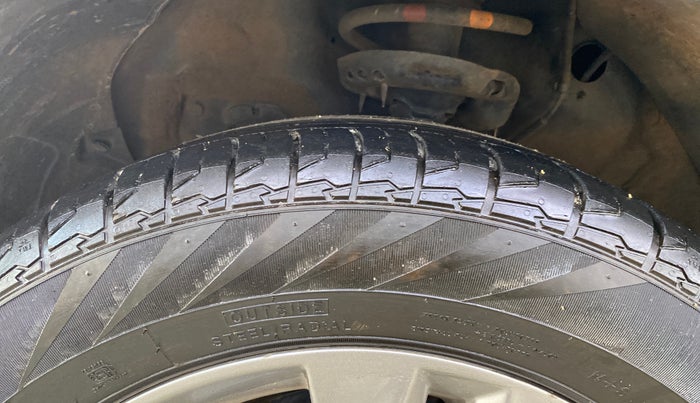 2023 KIA SELTOS HTX PETROL 1.5, Petrol, Manual, 42,332 km, Left Front Tyre Tread