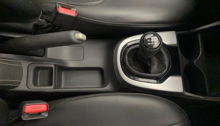 2017 Honda WR-V 1.2L I-VTEC VX MT, Petrol, Manual, 63,128 km, Gear Lever