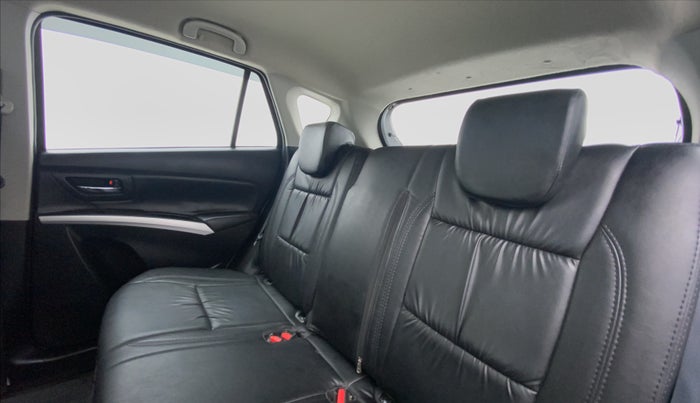 2017 Maruti S Cross ZETA 1.3, Diesel, Manual, 32,734 km, Right Side Door Cabin View