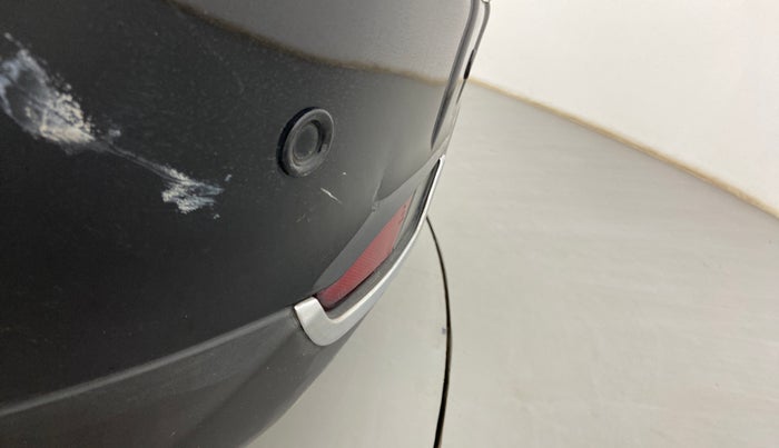 2019 Mahindra XUV500 W9, Diesel, Manual, 93,825 km, Rear bumper - Slightly dented