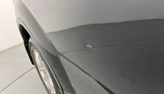 2019 Mahindra XUV500 W9, Diesel, Manual, 93,825 km, Right rear door - Slightly dented