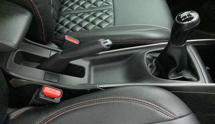 2019 Maruti Baleno ALPHA PETROL 1.2, Petrol, Manual, 25,552 km, Gear Lever