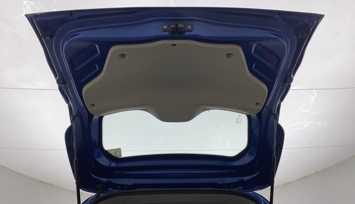2019 Renault TRIBER RXT, Petrol, Manual, 46,277 km, Boot Door Open