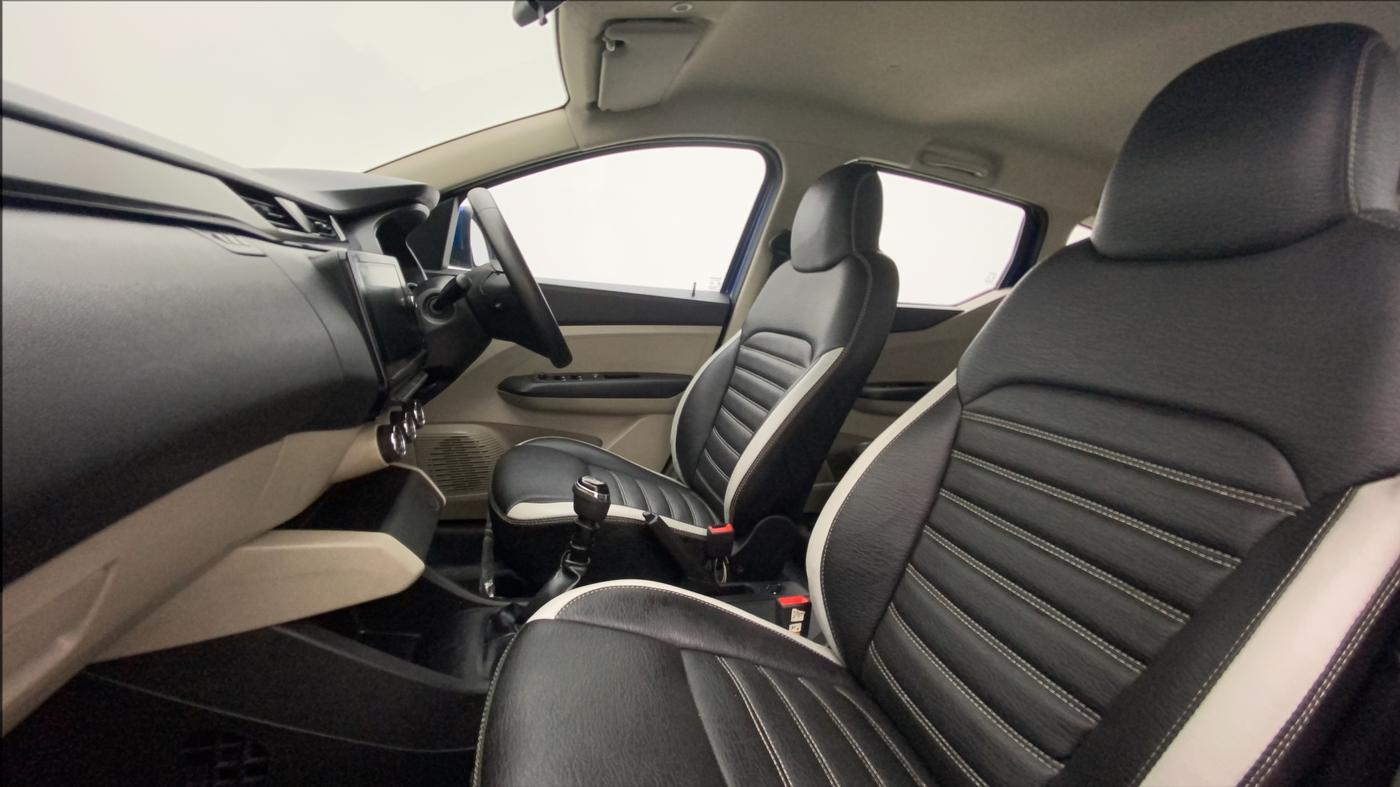 2019 Renault TRIBER RXT, Petrol, Manual, 46,277 km, Right Side Front Door Cabin