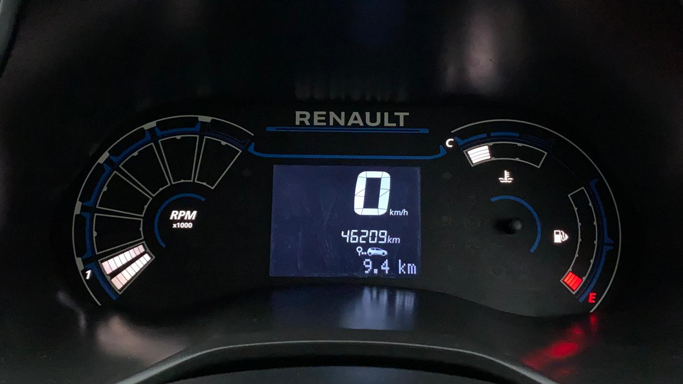 2019 Renault TRIBER RXT, Petrol, Manual, 46,277 km, Odometer Image