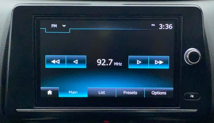 2019 Renault TRIBER RXT, Petrol, Manual, 46,277 km, Infotainment System