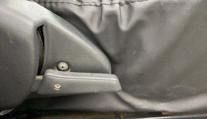 2016 Maruti Alto 800 VXI O, Petrol, Manual, 78,445 km, Driver Side Adjustment Panel