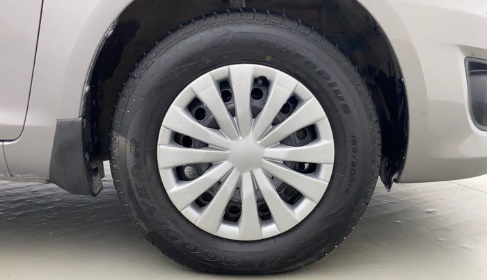 2013 Maruti Swift Dzire VDI BS IV, Diesel, Manual, 73,493 km, Right Front Tyre