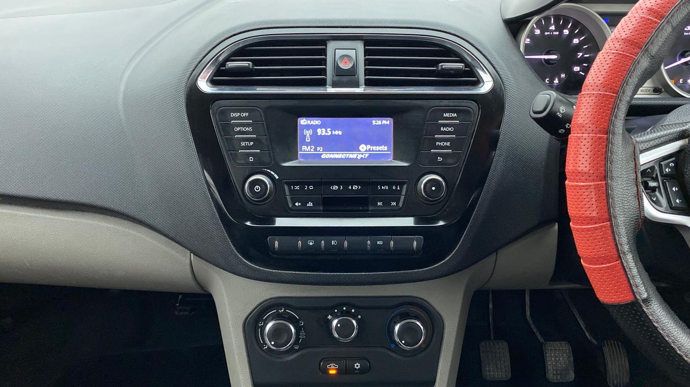 2017 Tata Tiago XZ 1.2 REVOTRON, Petrol, Manual, 56,655 km, Air Conditioner
