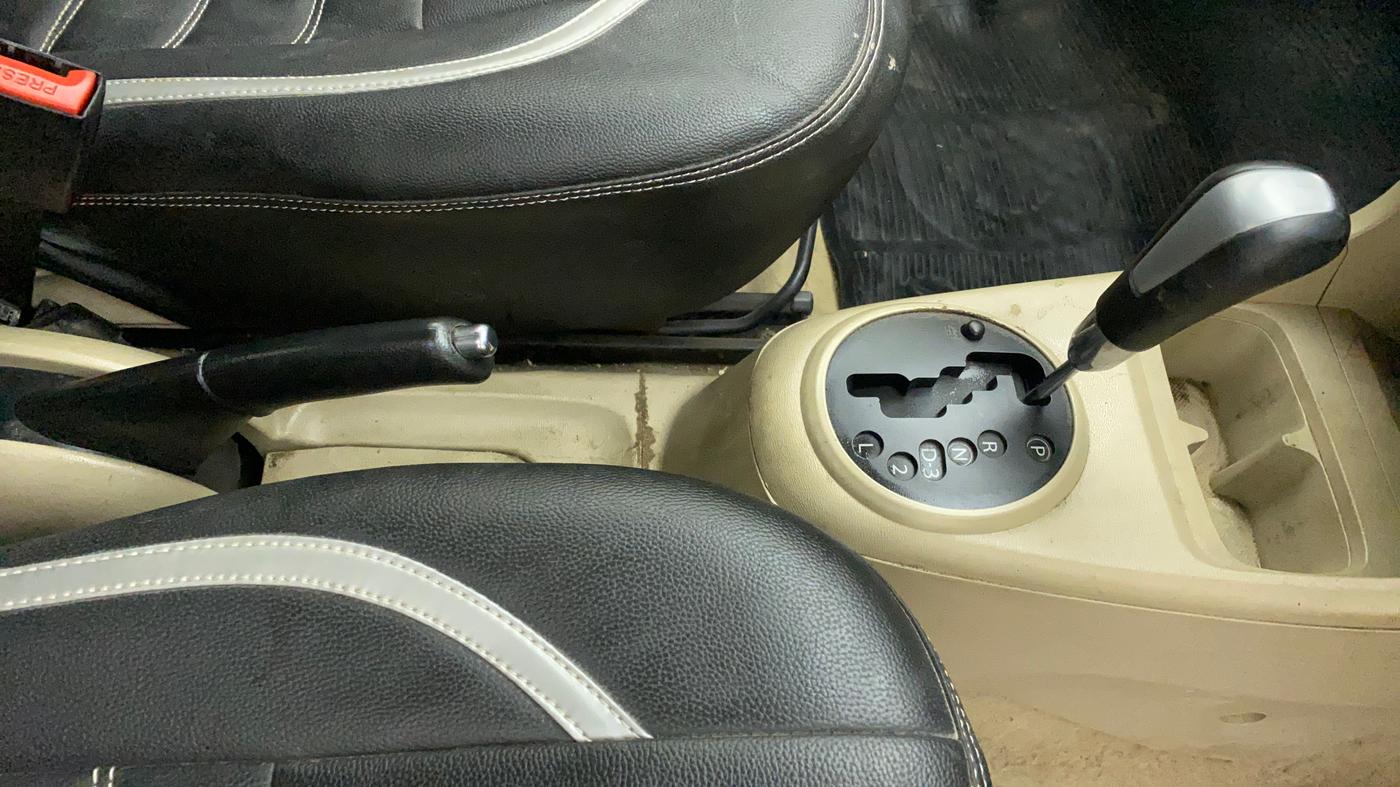 2013 Maruti A Star VXI (ABS) AT, Petrol, Automatic, 53,171 km, Gear Lever