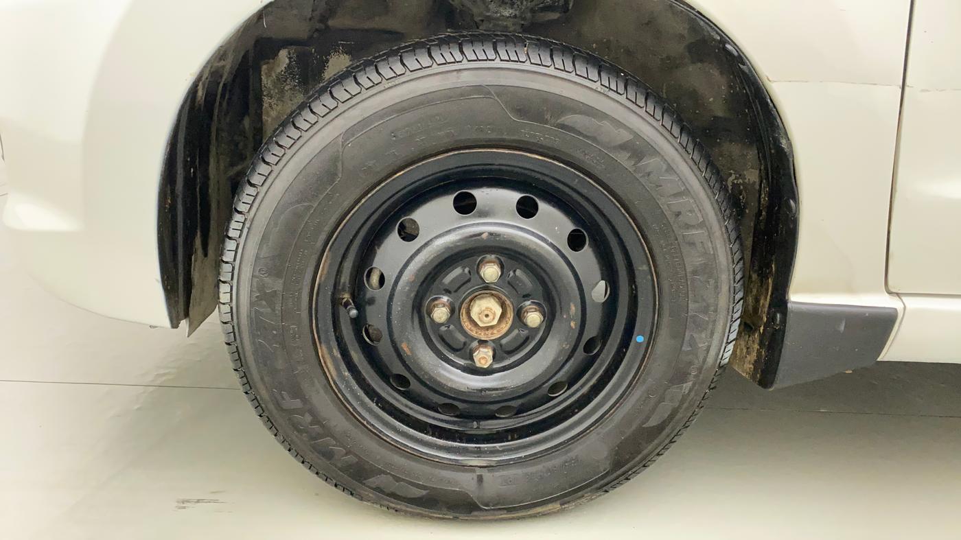 2013 Maruti A Star VXI (ABS) AT, Petrol, Automatic, 53,171 km, Left Front Wheel
