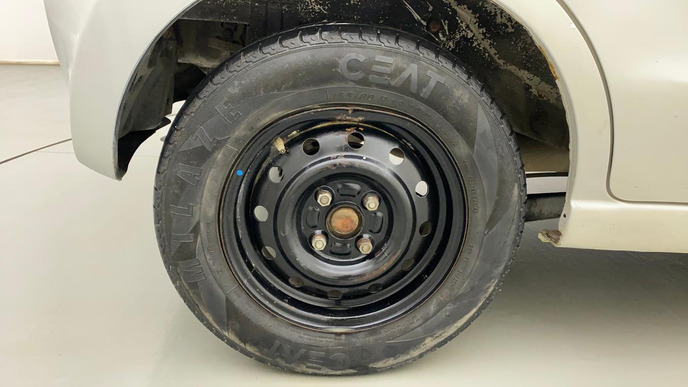 2013 Maruti A Star VXI (ABS) AT, Petrol, Automatic, 53,171 km, Right Rear Wheel