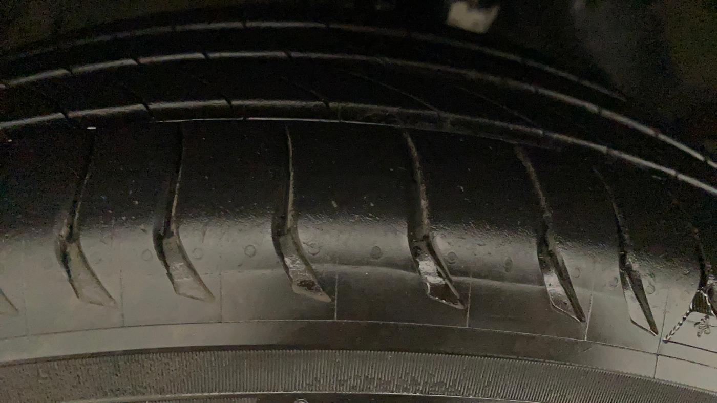 2019 Ford Ecosport TITANIUM + 1.5L PETROL AT, Petrol, Automatic, 65,065 km, Right Rear Tyre Tread