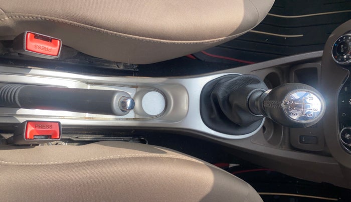 2017 Renault Duster 110 PS RXZ DIESEL, Diesel, Manual, 58,665 km, Gear Lever